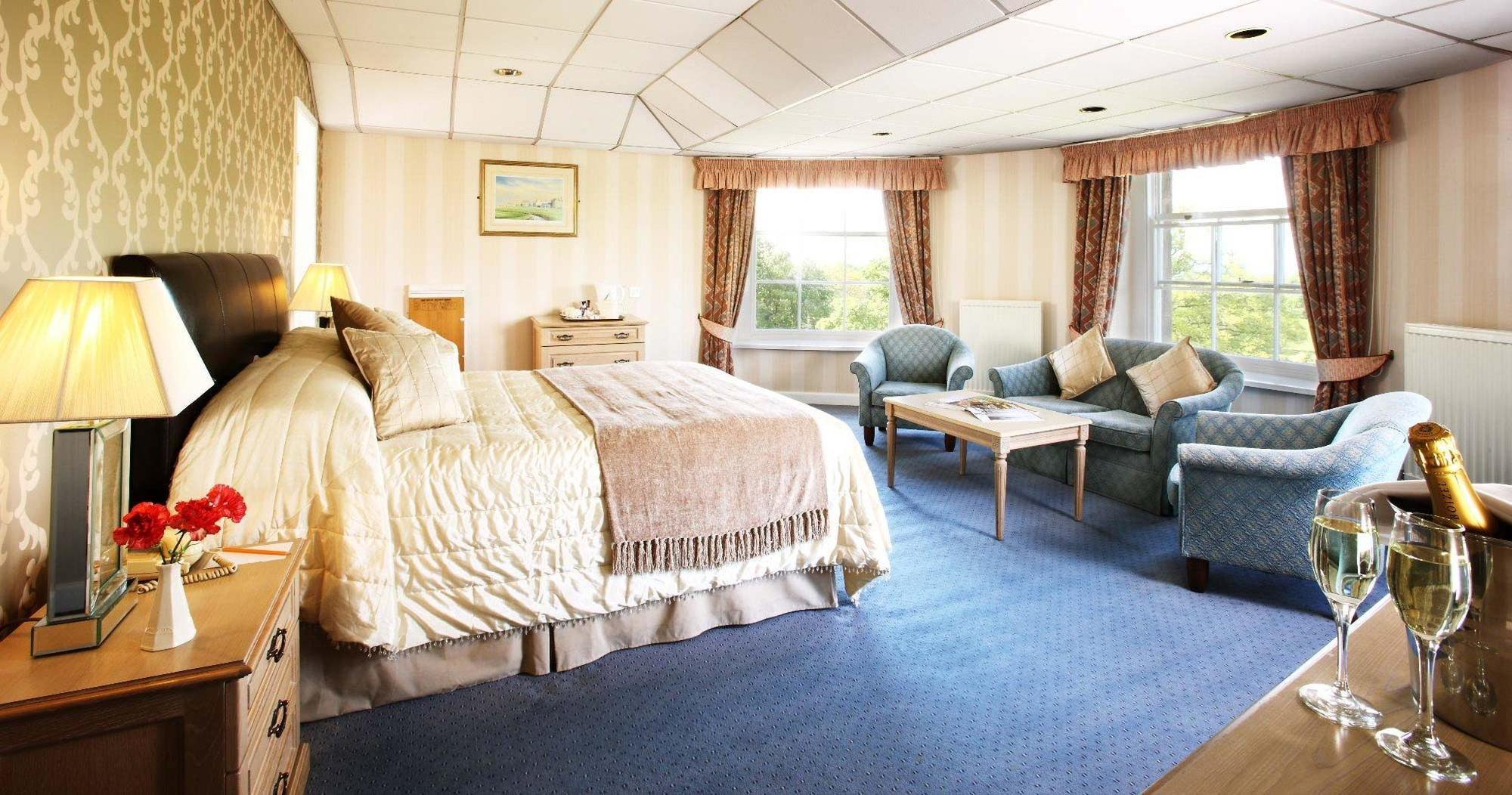 Shaw Hill Hotel Golf And Country Club Chorley  Room photo